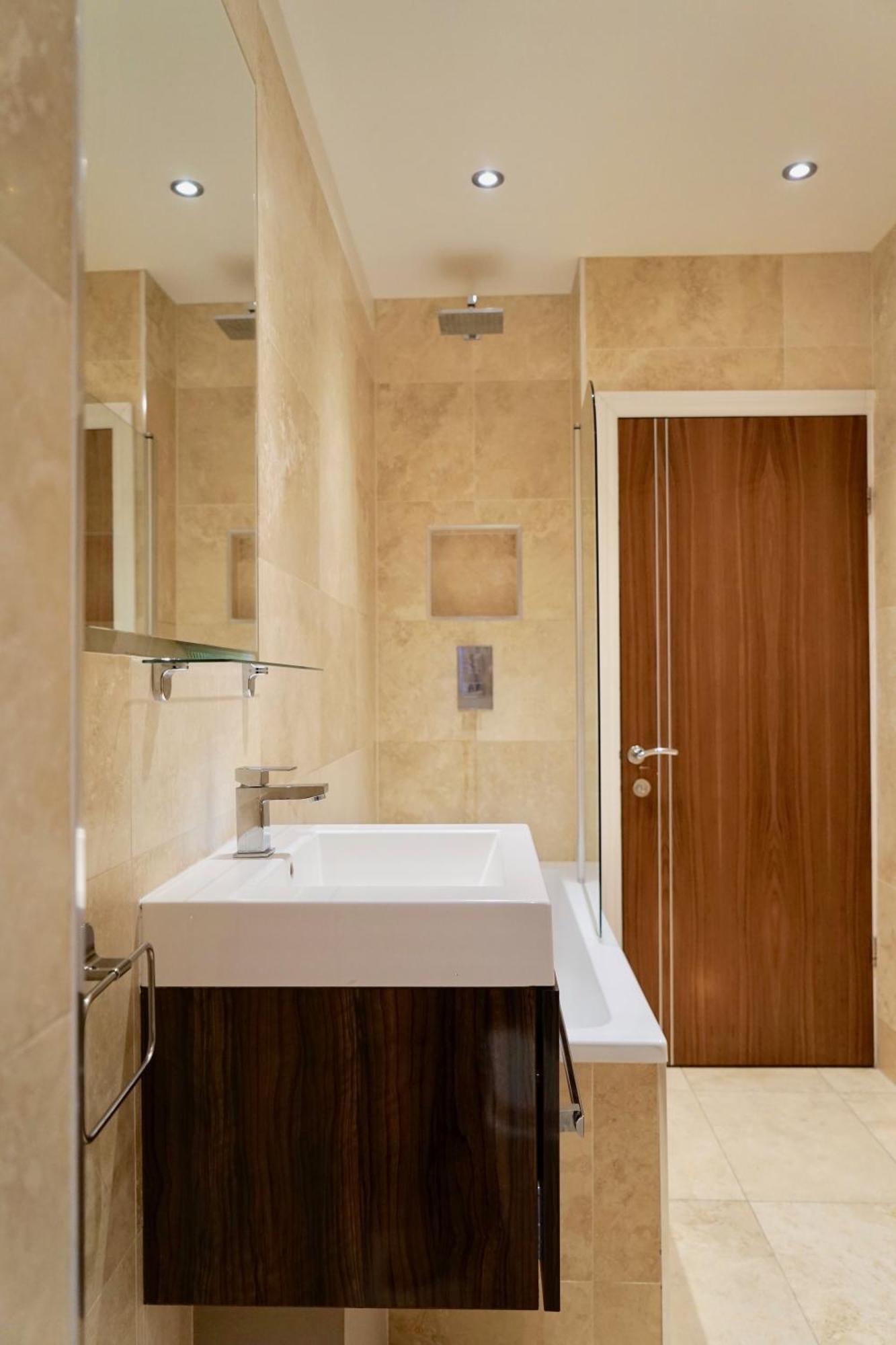 Prime Location Studio Apartment Лондон Екстериор снимка